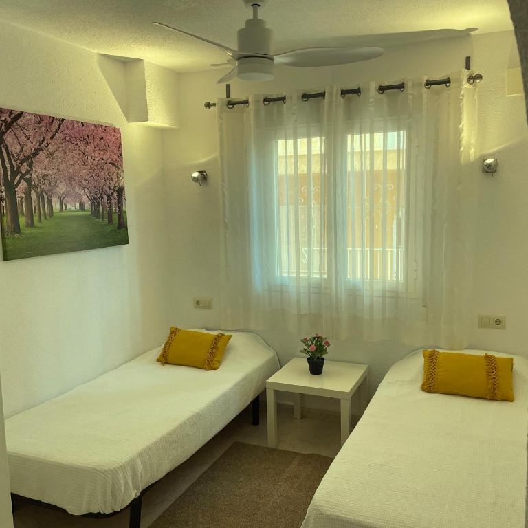 Tranquility, sun, breathtaking views & 7 minutes drive to sea - Two-Bedroom Apartment - 11