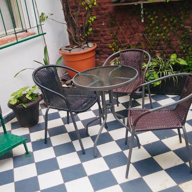 Departamento 3 ambientes con patio, terraza y parrila - Apartamento de 2 dormitorios - 14