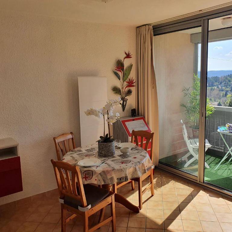 La vue du château - tout confort - Monolocale - 8