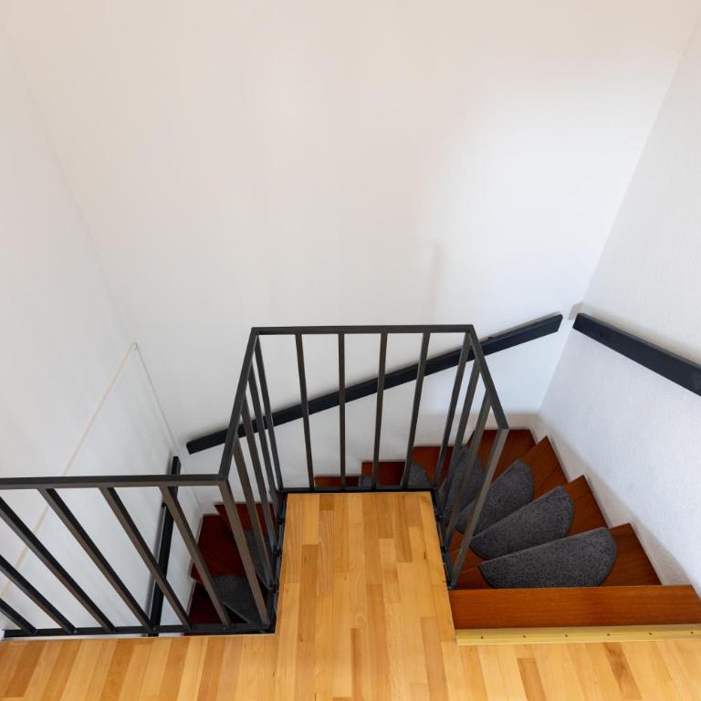 Großzügiges Ferienhaus mit Klimaanlage in ruhiger Lage - Haus mit 5 Schlafzimmern - 36