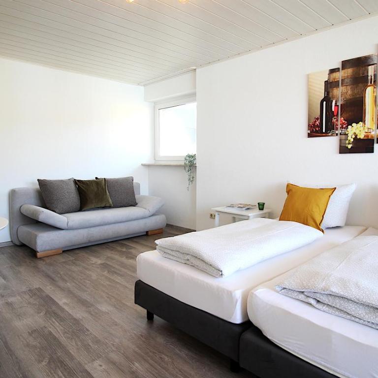 Geräumige Wohnung mit Balkon - Zentral - Kostenloses Parken - Apartment mit 3 Schlafzimmern - 7
