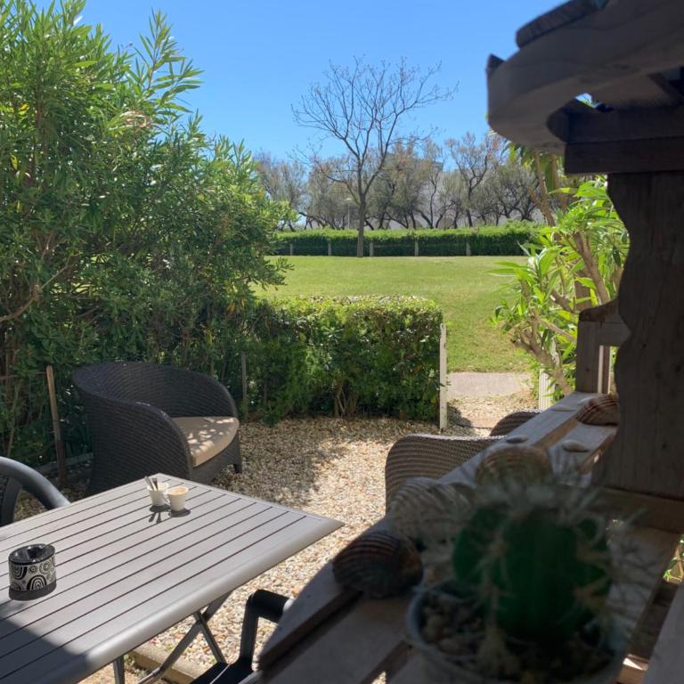 La Mer et la Plage au bout du parc Appartement 4 couchages avec jardin - One-Bedroom Apartment - 17