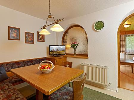 Haus Marcell - Standard Apartment mit 2 Schlafzimmern und Balkon - 10