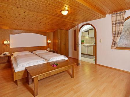 Haus Marcell - Standard Apartment mit 2 Schlafzimmern und Balkon - 11