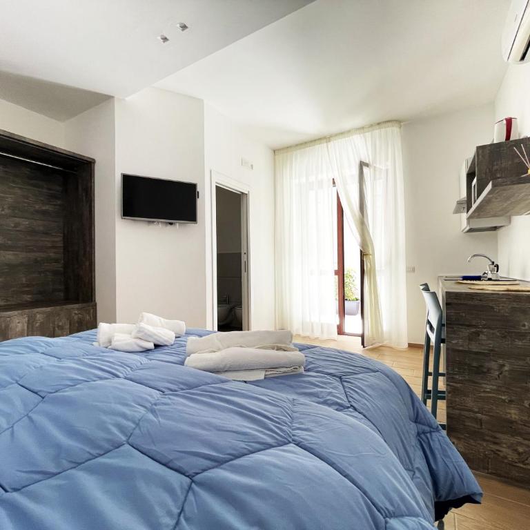 Sunny House - De Vivo Realty Sorrento - Large Double Room - 8