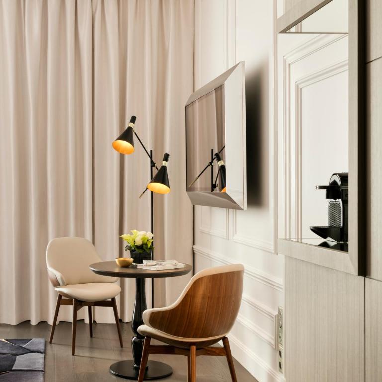 La Clef Champs-Élysées Paris by The Crest Collection - Chambre Supérieure - 1