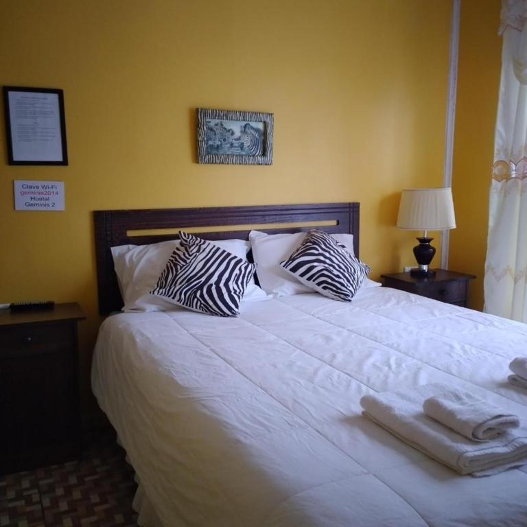hostal geminis ,phillipi 653 centro - Double Room - 2