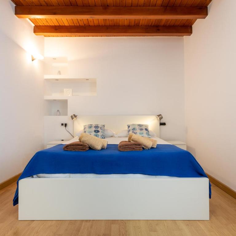 Luxury Villa Nieve - Three-Bedroom Villa - 45