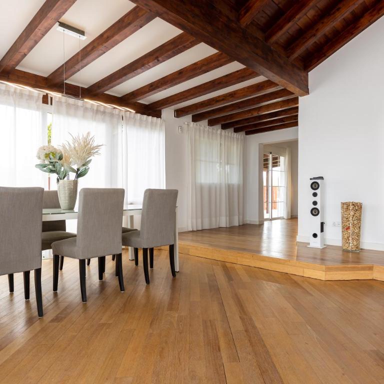 Luxury Villa Nieve - Three-Bedroom Villa - 19