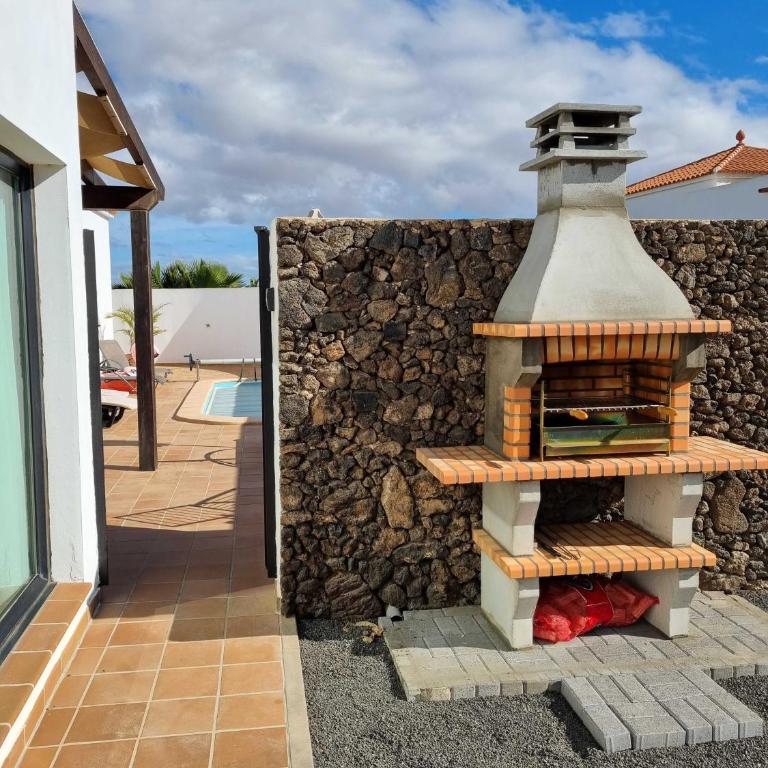 Beautiful spacious villa with private heated pool in Lajares - Villa de 3 dormitorios - 3
