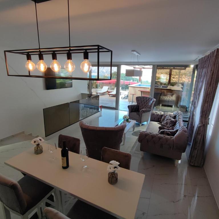 Villa Vista Real - Penthouse Apartment - 16
