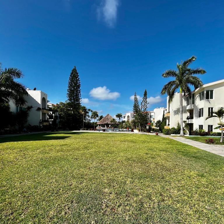 Condominio en ZH Cancun - Three-Bedroom Apartment - 21