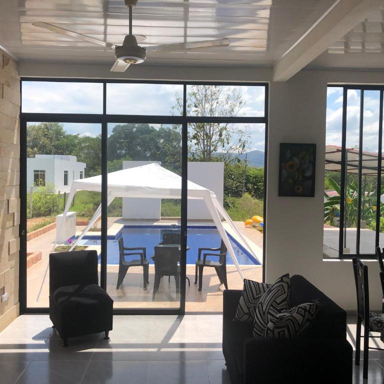 Villa con piscina privada y zona bbq en condominio - Villa - 6