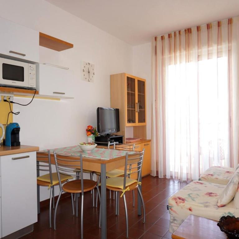 Cozy apartment with balcony - Appartamento - 8