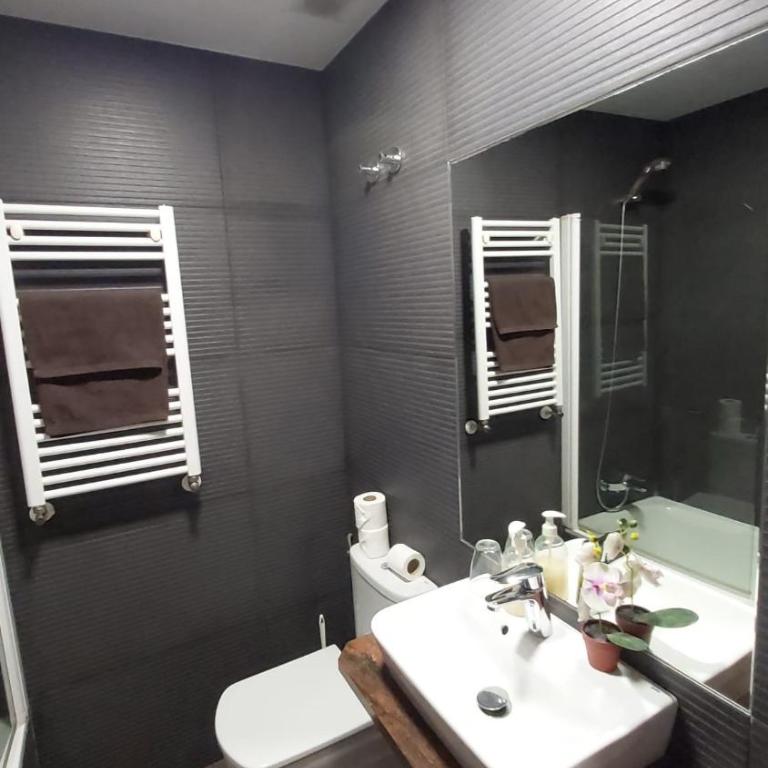 Hostal Corazón de Madrid 1 - Double or Twin Room with Private Bathroom - 6
