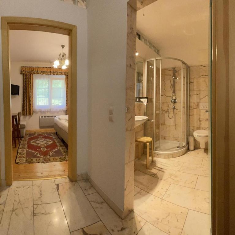 Pension Sedlak - Doppelzimmer ohne Seeblick - 3