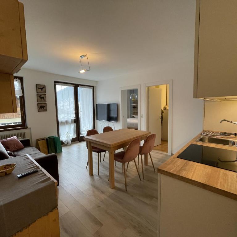034 Splendido Trilocale Pinzolo - Appartamento con 2 Camere da Letto - 1