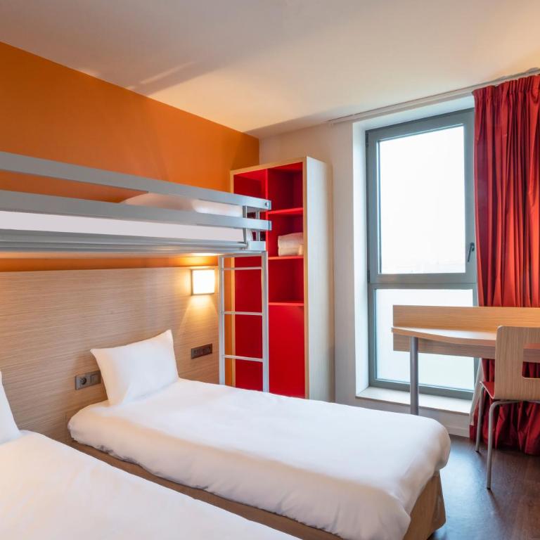 Premiere Classe Le Havre Centre-LES DOCKS - Chambre Triple avec 3 Lits Simples - 3