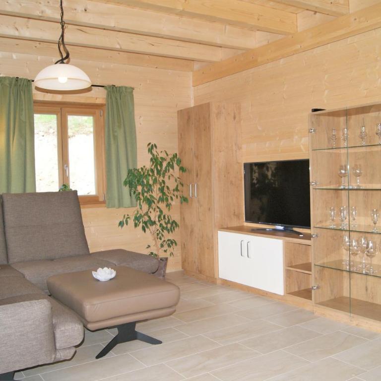 Bergchalet mit Wellness-Oase, Natur Pur - Chalet mit 2 Schlafzimmern - 2