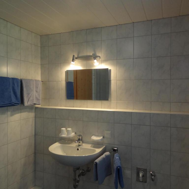 Landhaus Rauth - Apartment mit 2 Schlafzimmern und Balkon - 21