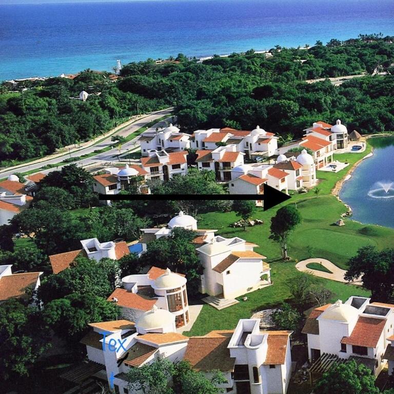 Casa Mi Tesoro Vacation Rooms - Three-Bedroom House - 8