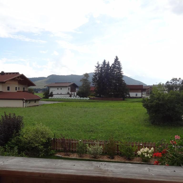 Landhaus Rauth - Apartment mit 2 Schlafzimmern und Balkon - 17