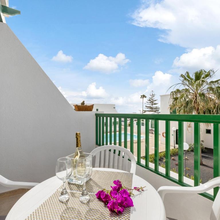 Pocillos Beachside Terrace - Apartamento con vistas a la piscina - 8