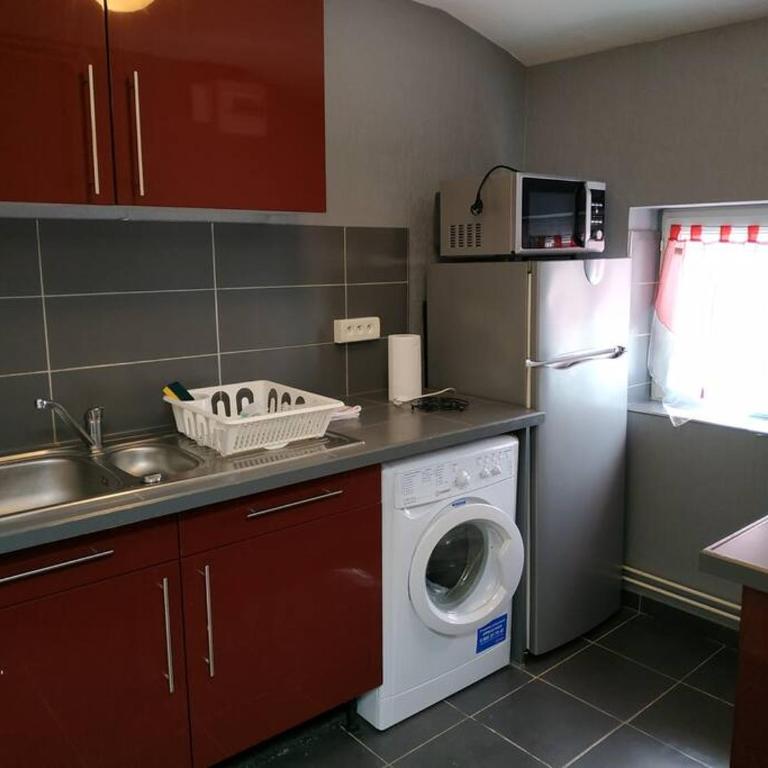 Superbe appartement avec parking gratuit sur place - Appartement 2 Chambres - 9