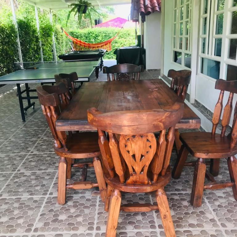 Hermosa Casa de campo grande con aire acon,wifi,piscina,billar !villa ensueño ! - Casa de 3 dormitorios - 38