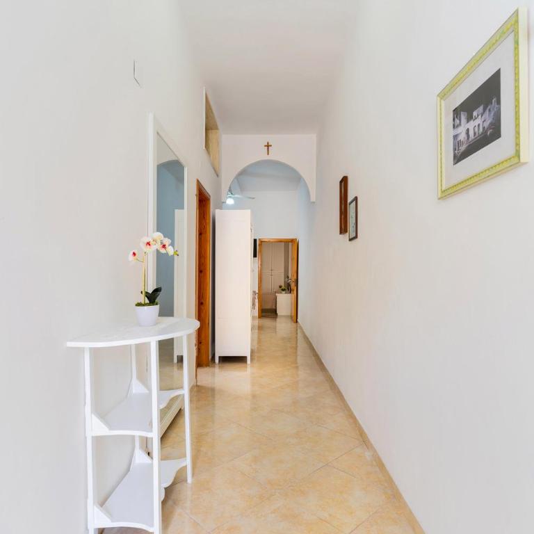 Soleado Apartments by BarbarHouse - One-Bedroom Apartment - 10