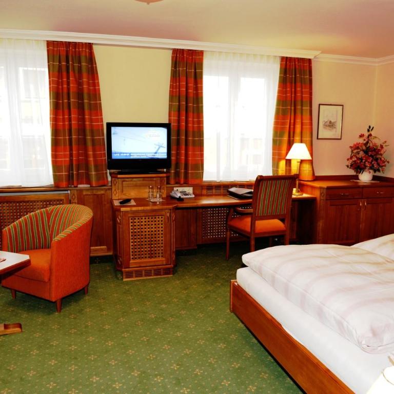 Pension Hochleitner am Schloßpark - Deluxe Doppelzimmer - 1
