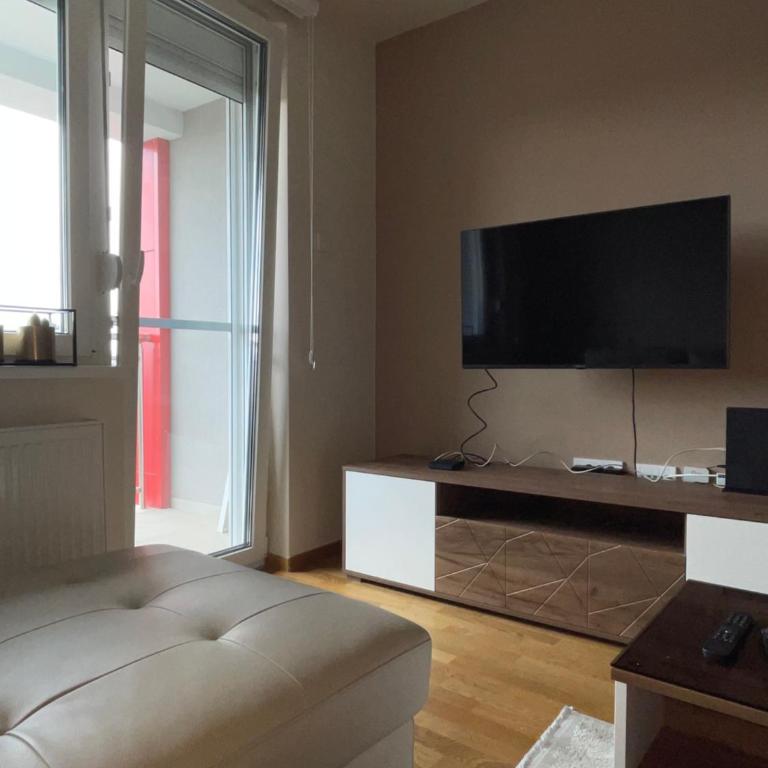 Liki lux - Two-Bedroom Apartment - 15
