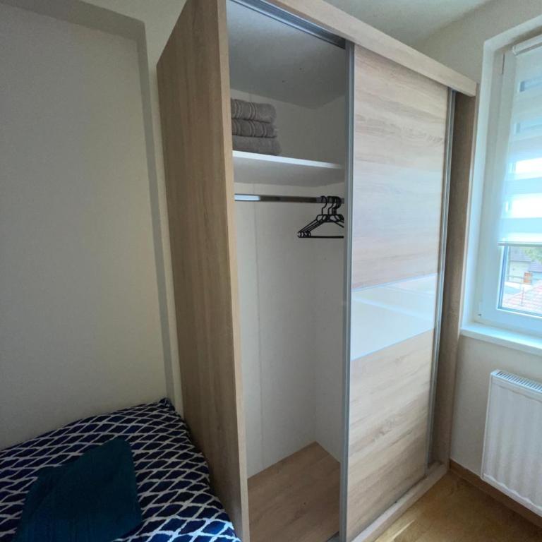 Liki lux - Two-Bedroom Apartment - 17