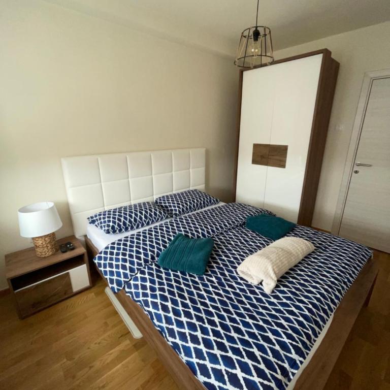 Liki lux - Two-Bedroom Apartment - 20