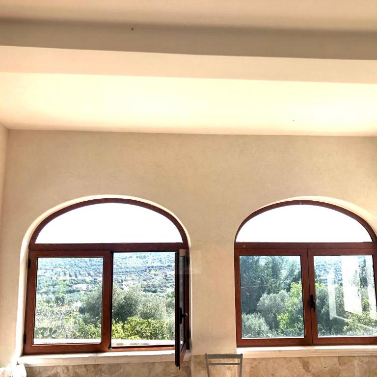 Villa Badessa - Two-Bedroom Villa - 6