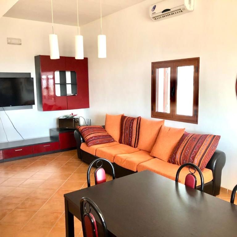 Villa Badessa - Two-Bedroom Villa - 15