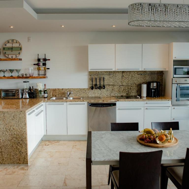 Magia Beachside Condo - Superior Apartment - 12