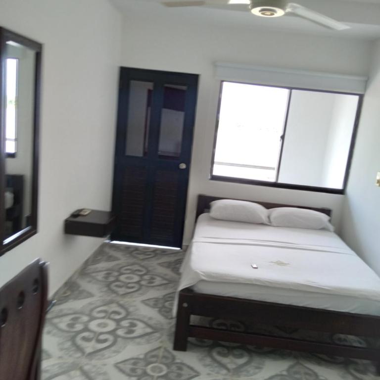 HOTEL DORADO PUERTO BERRIO - Habitación Deluxe - 1 cama grande - 4