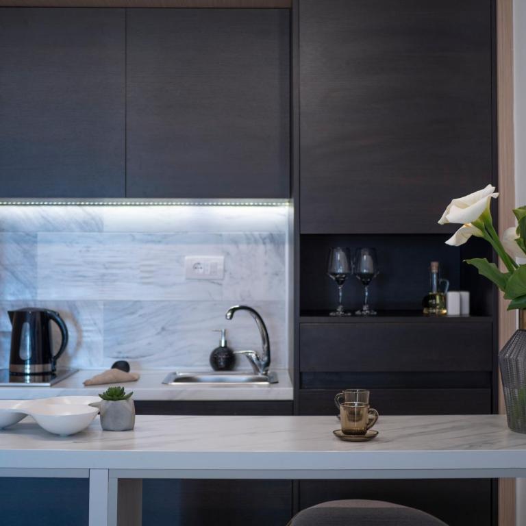 Misisuone Apartments Budva - Dvokrevetna Soba sa Bračnim Krevetom i Terasom - 11