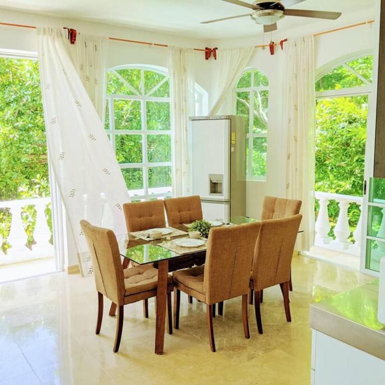 9br 6ba Large groups! Best location in town Walk to beach, 5th ave Cozumel ferry, shopping, nightlife! Roof plunge pool!! Castillo Playacar Fase 1 25max - Vacation Home - 10