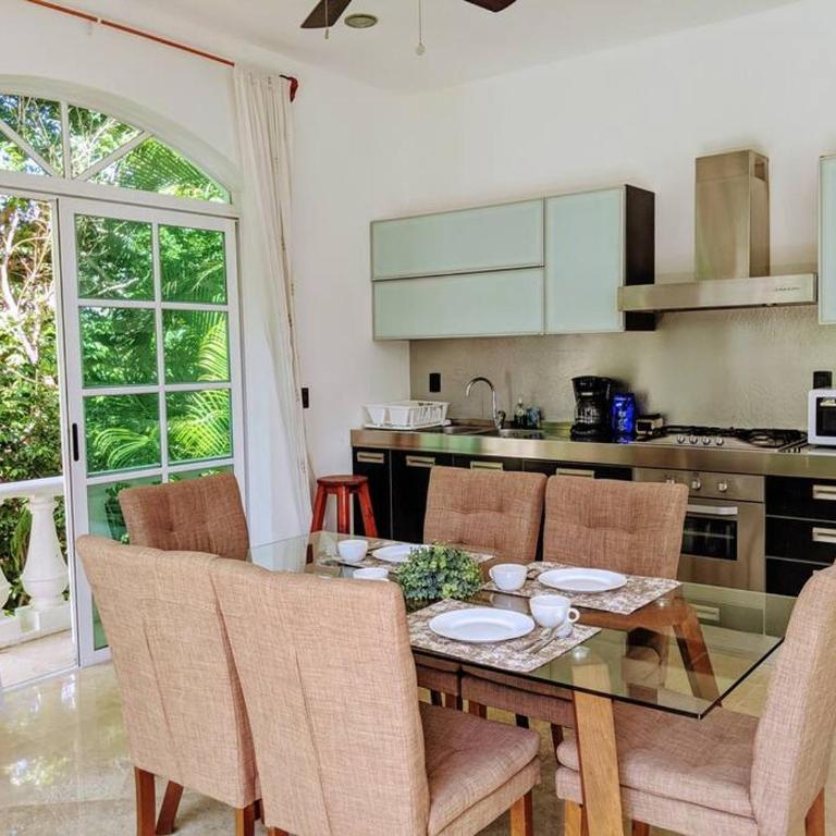 9br 6ba Large groups! Best location in town Walk to beach, 5th ave Cozumel ferry, shopping, nightlife! Roof plunge pool!! Castillo Playacar Fase 1 25max - Vacation Home - 11