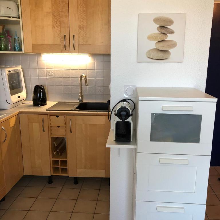Appartement Climatisé avec Piscine & Mer Bleu Marine - Apartment mit 1 Schlafzimmer - 5