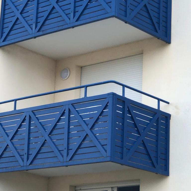 Appartement Climatisé avec Piscine & Mer Bleu Marine - Apartment mit 1 Schlafzimmer - 6