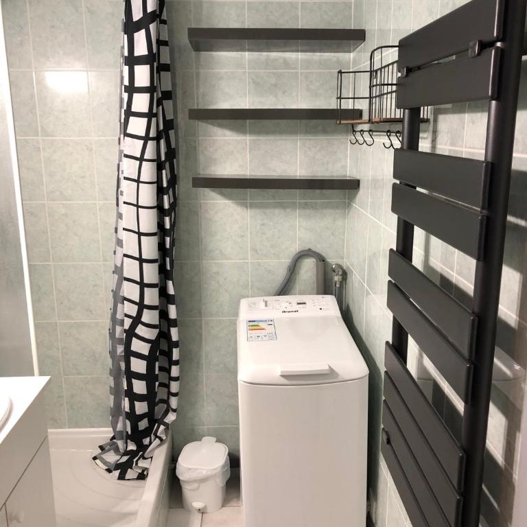 Appartement Climatisé avec Piscine & Mer Bleu Marine - Apartment mit 1 Schlafzimmer - 10