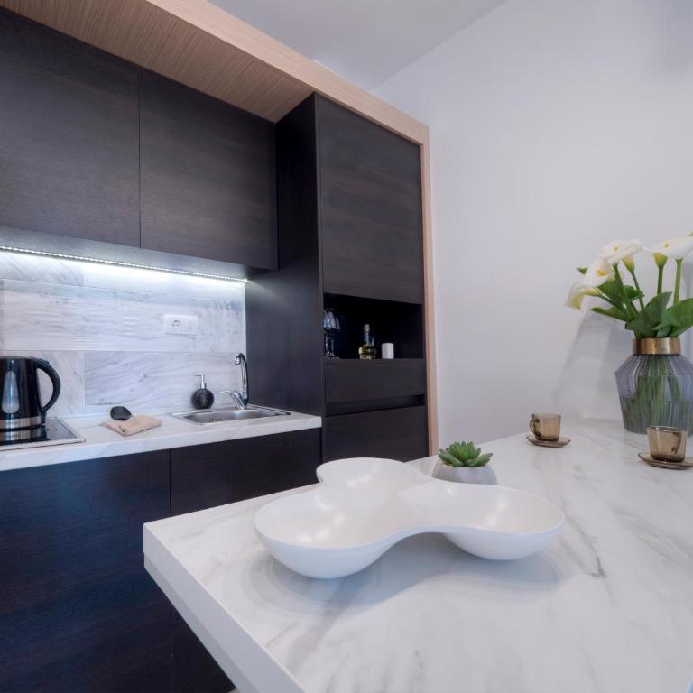 Misisuone Apartments Budva - Dvokrevetna Soba sa Bračnim Krevetom i Terasom - 14