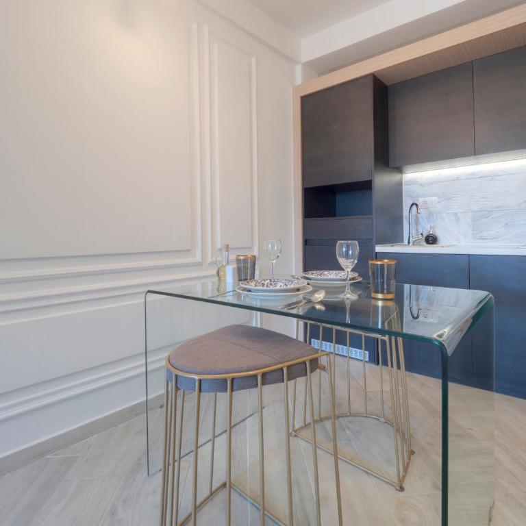 Misisuone Apartments Budva - Dvokrevetna Soba sa Bračnim Krevetom i Balkonom - 13