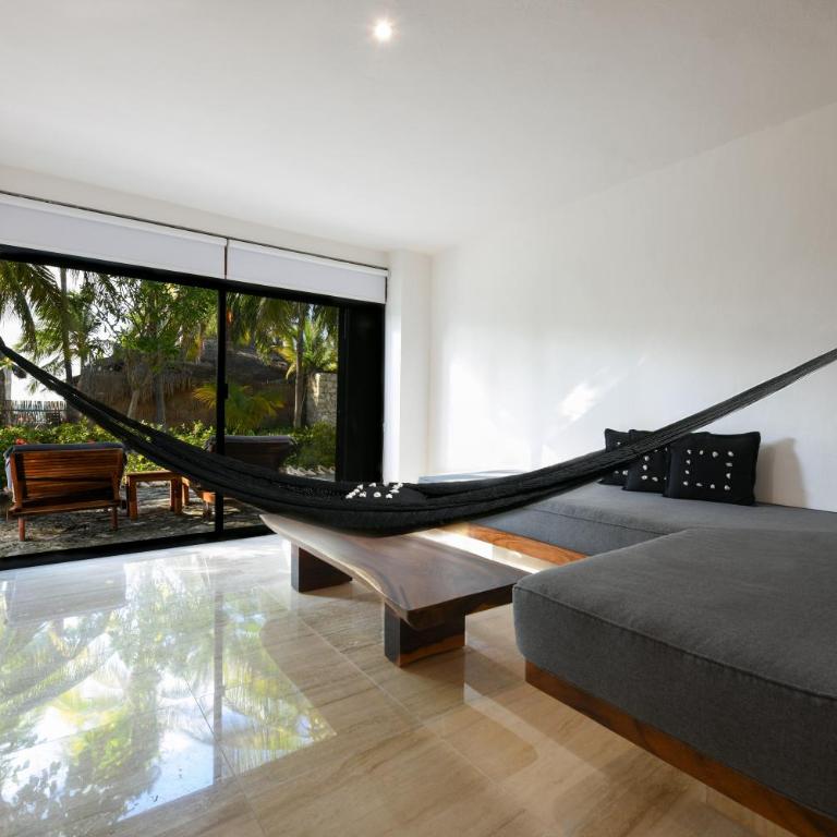 Casa del Jaguar Beach Hotel - Master Suite - 7