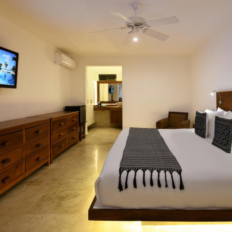 Casa del Jaguar Beach Hotel - Junior Suite - 1