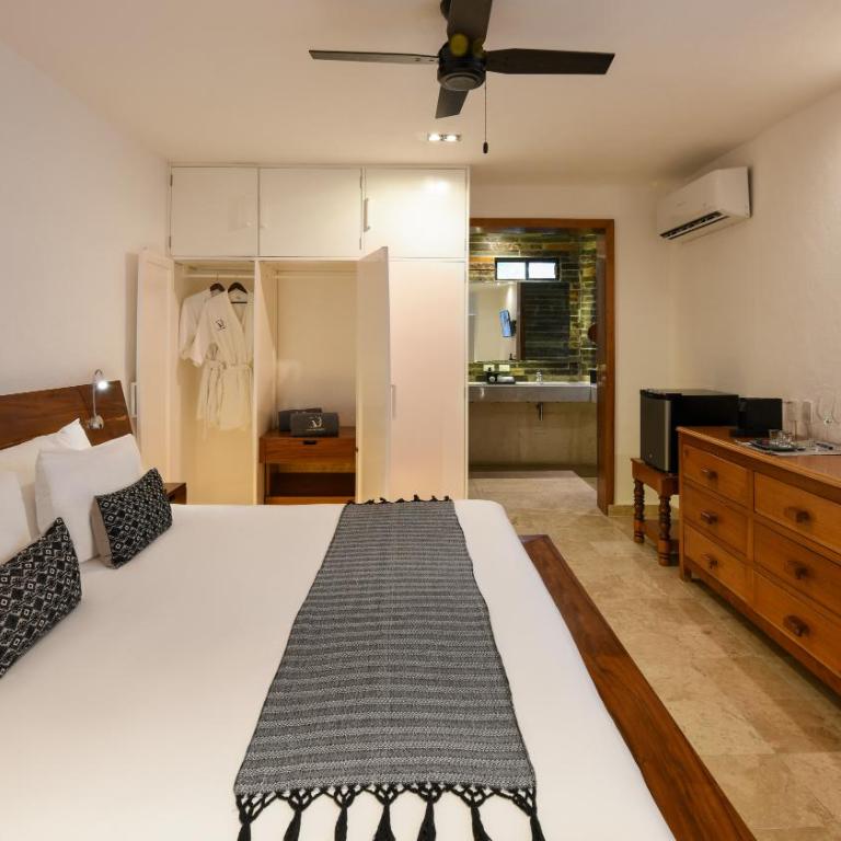 Casa del Jaguar Beach Hotel - Junior Suite - 7