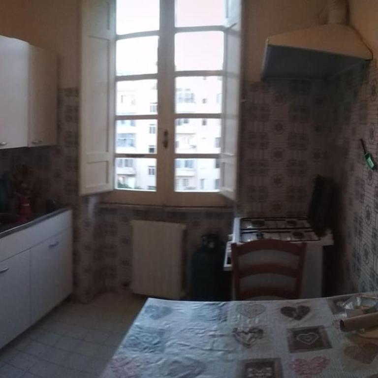 Large and cosy apartment in the centre of Cagliari - Apartment - 7